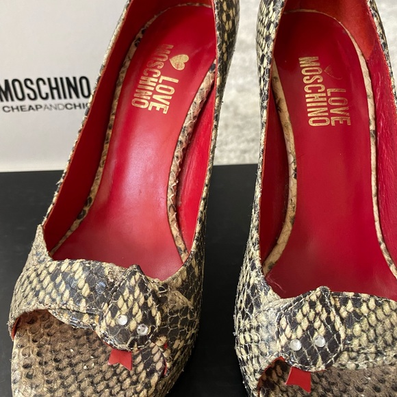 Moschino Snakeskin Peep Toe Pumps SZ 5 - Picture 7 of 9
